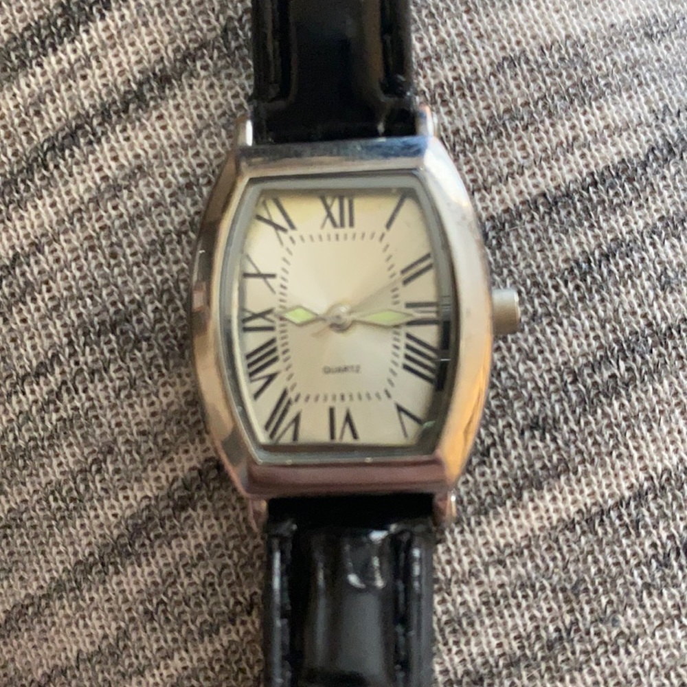 SKC quartz watch